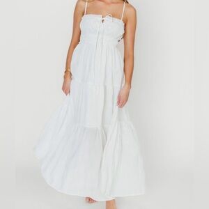 Worth Collective Chic White Sleeveless Maxi Dress